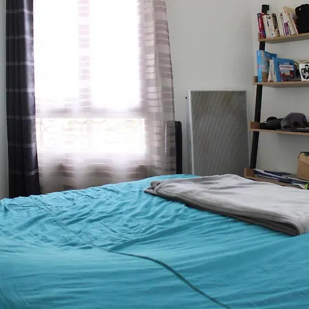 Beautiful Close To Montmartre Apartment *